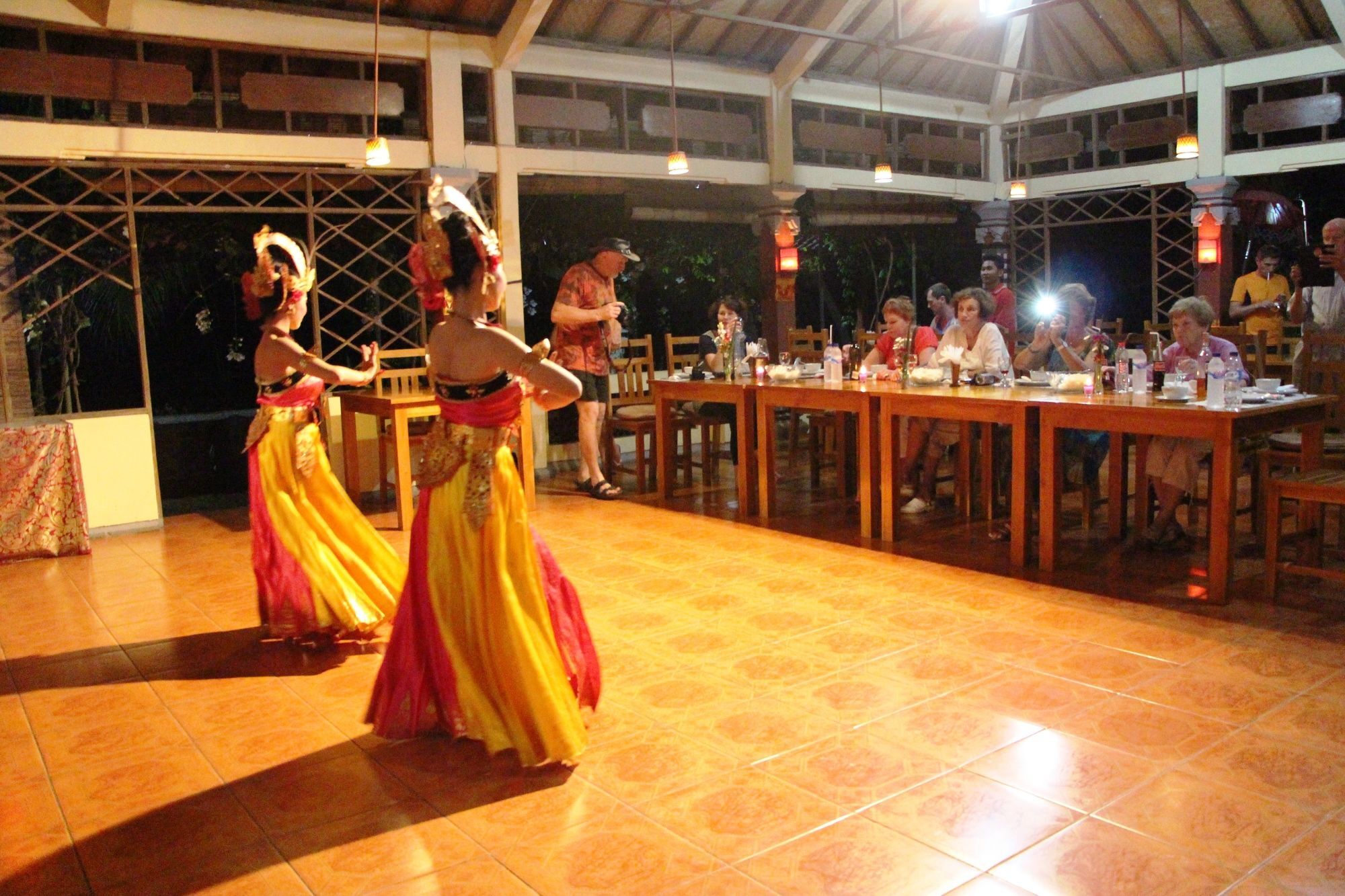 Lovina Beach Hotel Pabean Buleleng Exteriör bild