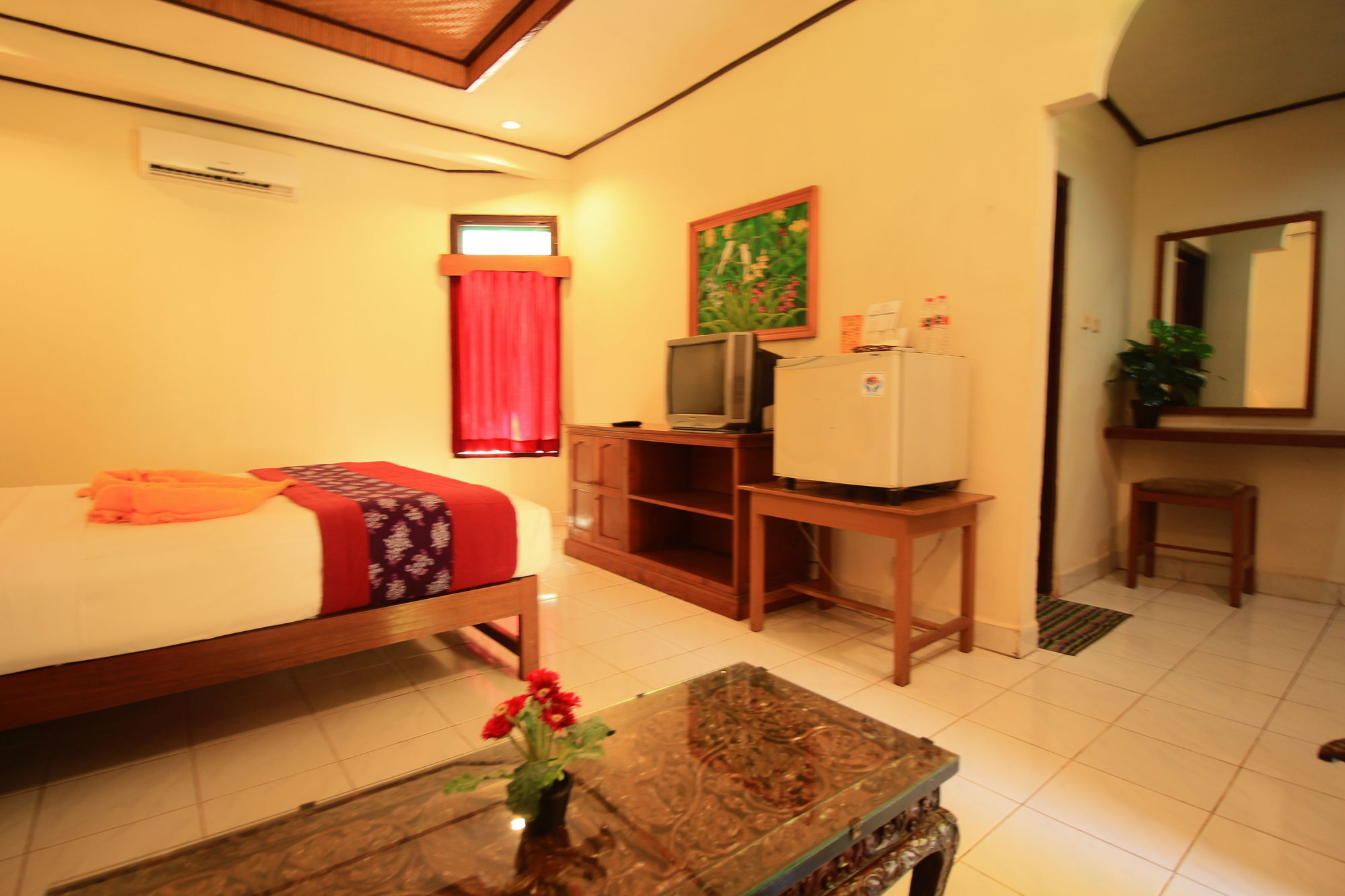 Lovina Beach Hotel Pabean Buleleng Exteriör bild