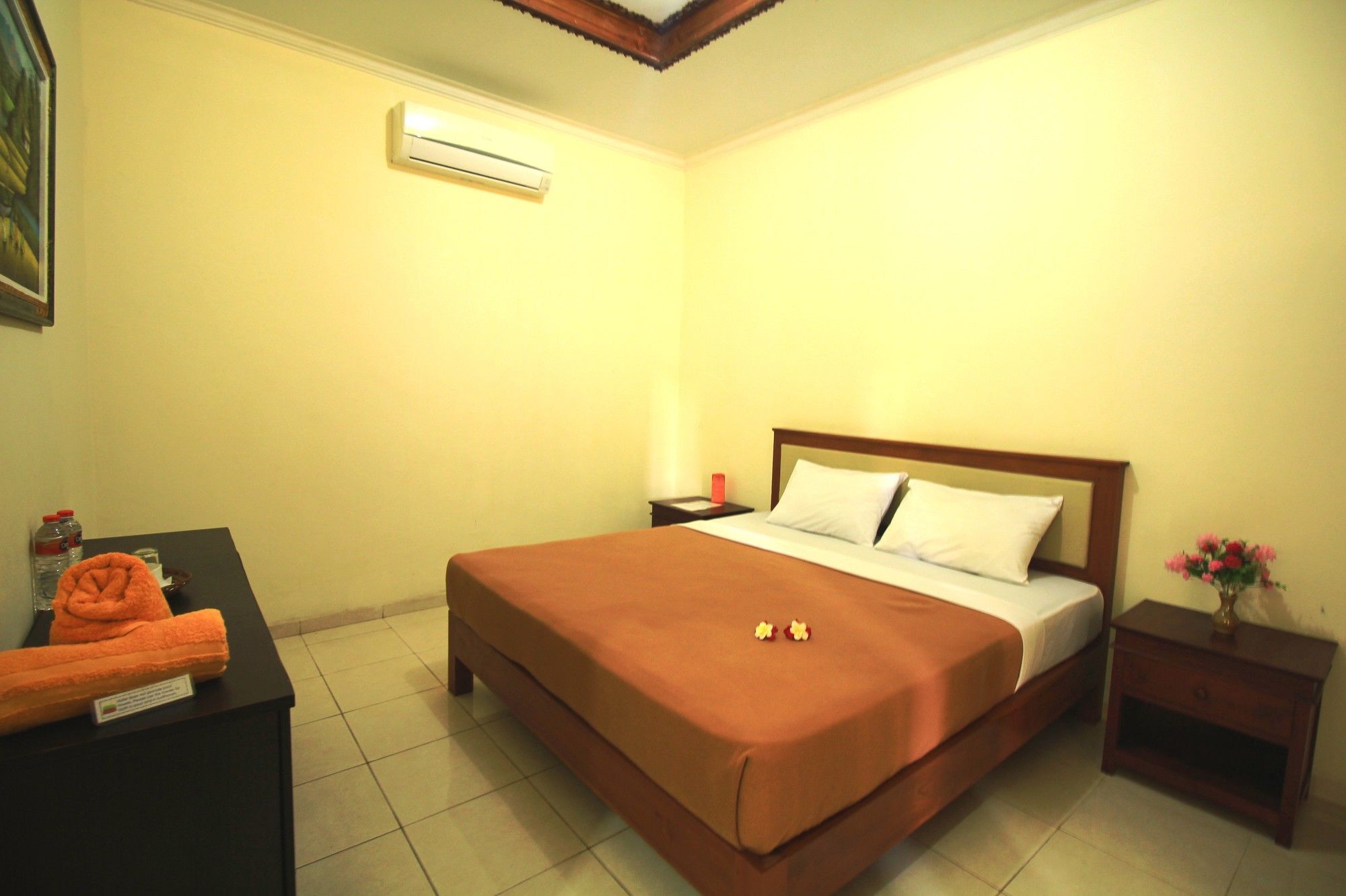 Lovina Beach Hotel Pabean Buleleng Exteriör bild