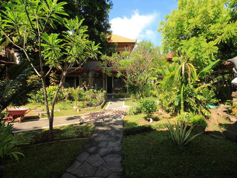 Lovina Beach Hotel Pabean Buleleng Exteriör bild