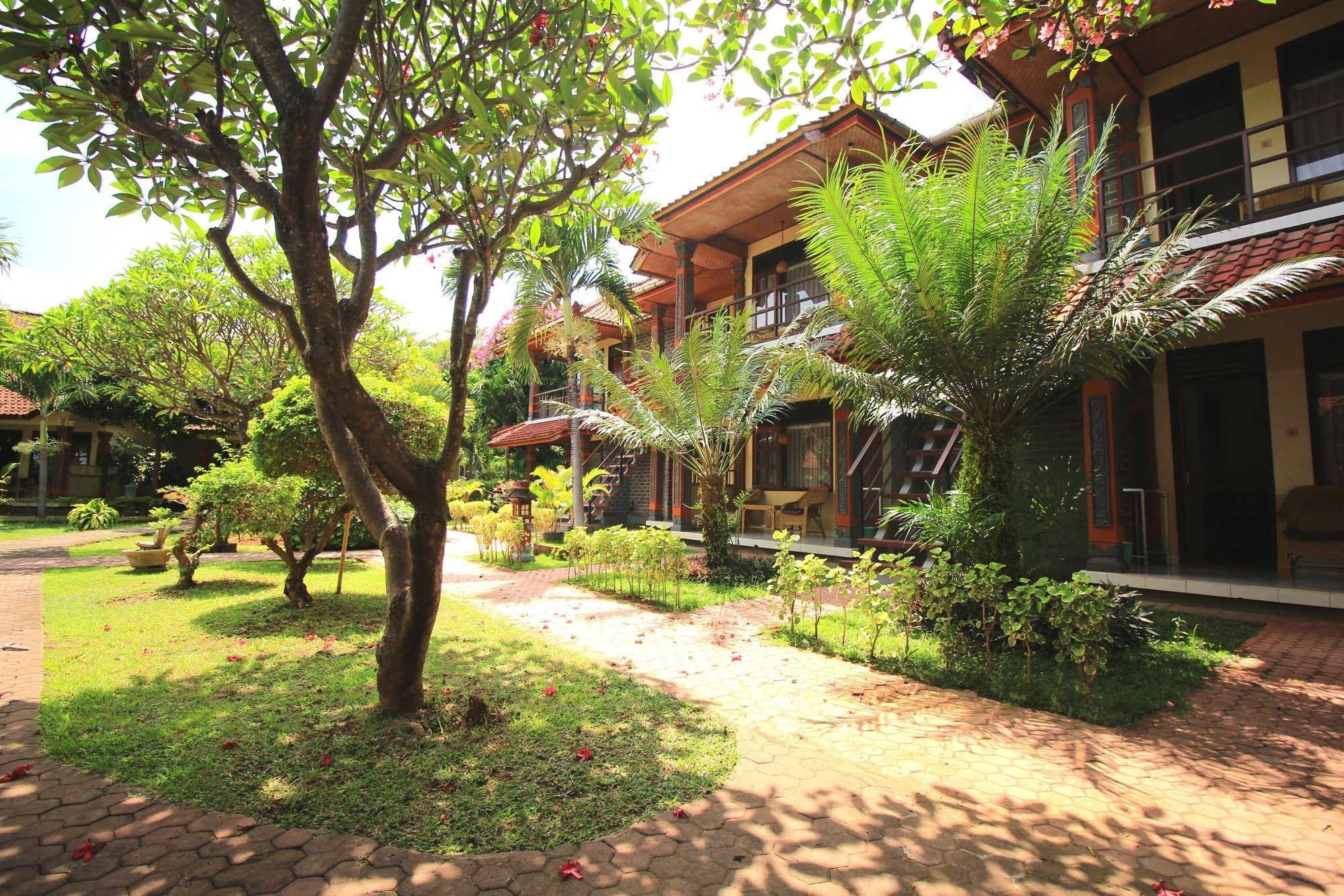 Lovina Beach Hotel Pabean Buleleng Exteriör bild